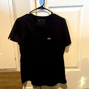 FIGS SET BLACK - Small Top & Medium Jogger Petite Pants